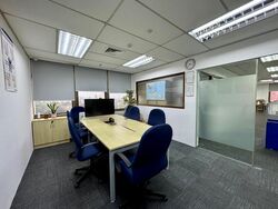 Peninsula Shopping Complex (D6), Office #451222841